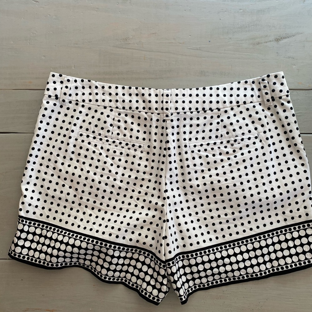Shorts - Picture 3 of 3